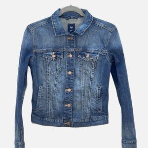 GAP Women's Classic Blue Jean Jacket